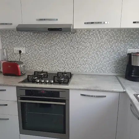 Дом отдыха Royal Sun House, Close To Long Beach Фамагуста