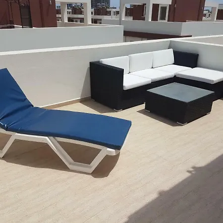Royal Sun House, Close To Long Beach *