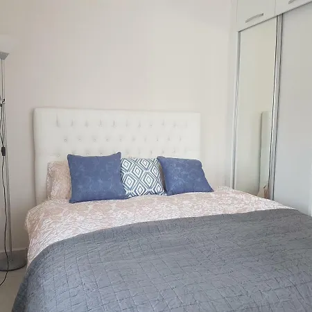 Feriehus Royal Sun House, Close To Long Beach Famagusta (Northern Cyprus)